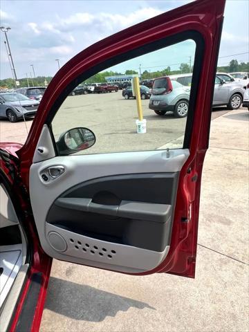 used 2007 Chrysler PT Cruiser car, priced at $2,495
