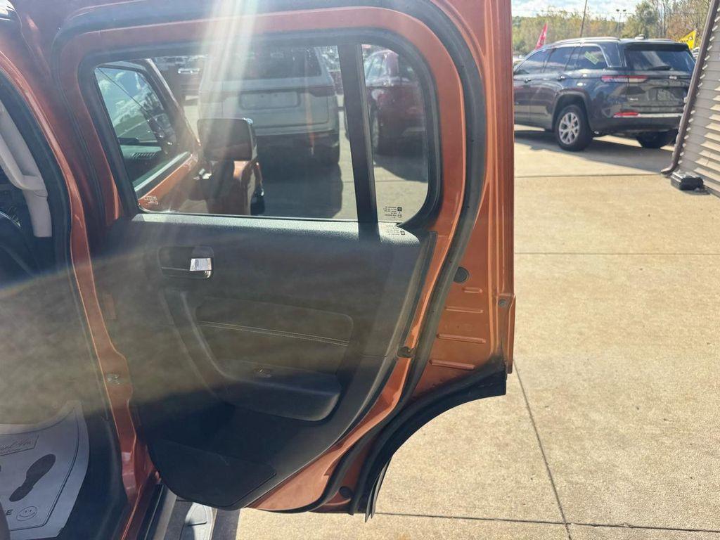 used 2007 Hummer H3 car, priced at $8,995