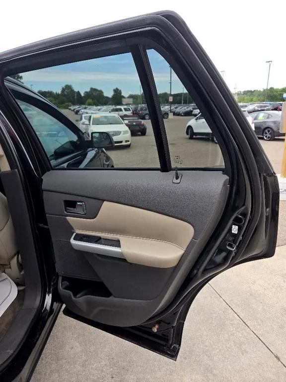 used 2013 Ford Edge car, priced at $5,495