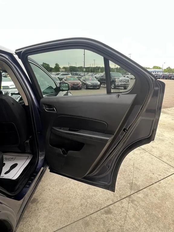 used 2014 Chevrolet Equinox car, priced at $2,995