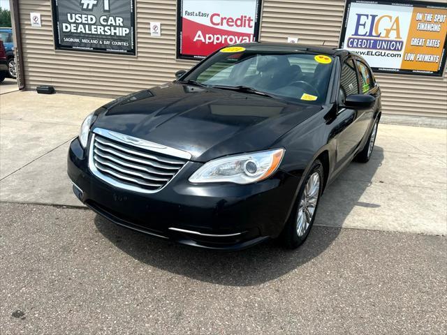 used 2014 Chrysler 200 car, priced at $2,795