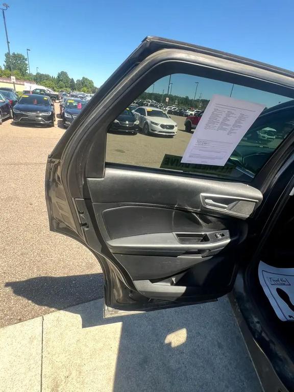 used 2016 Ford Edge car, priced at $5,995