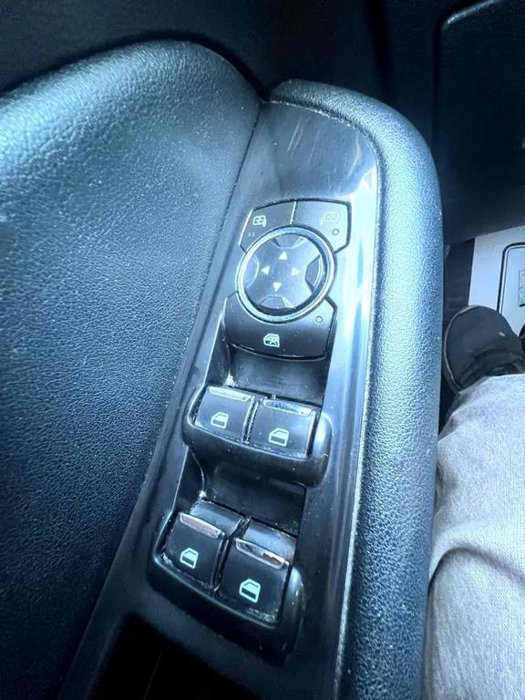 used 2016 Ford Edge car, priced at $5,995