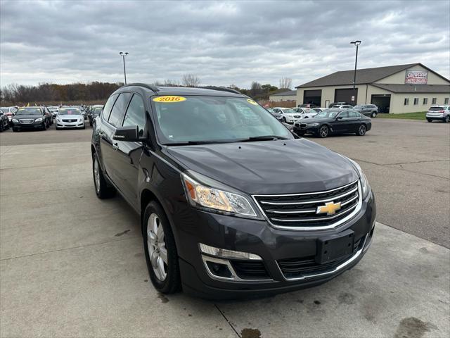 used 2016 Chevrolet Traverse car, priced at $9,995