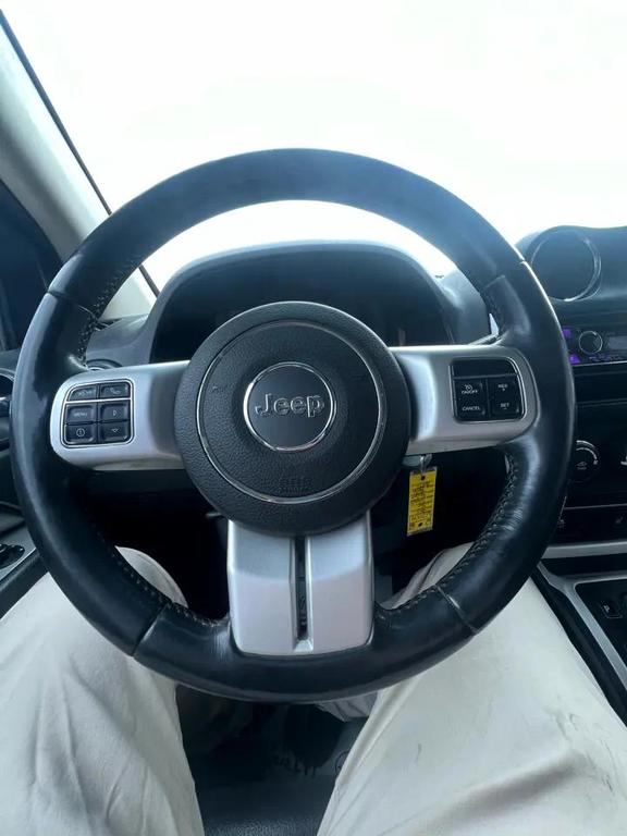 used 2015 Jeep Compass car, priced at $3,795
