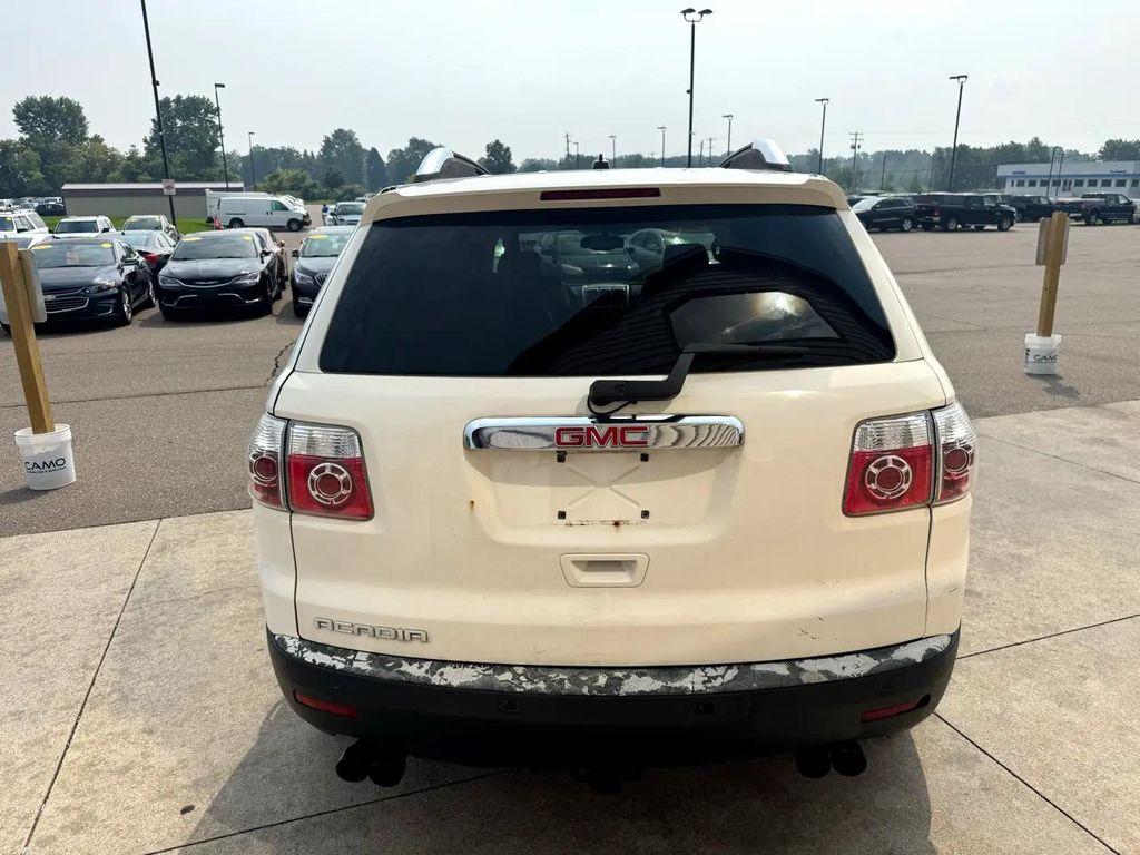 used 2007 GMC Acadia car, priced at $3,295
