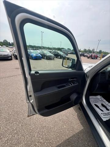 used 2010 Jeep Liberty car, priced at $3,995