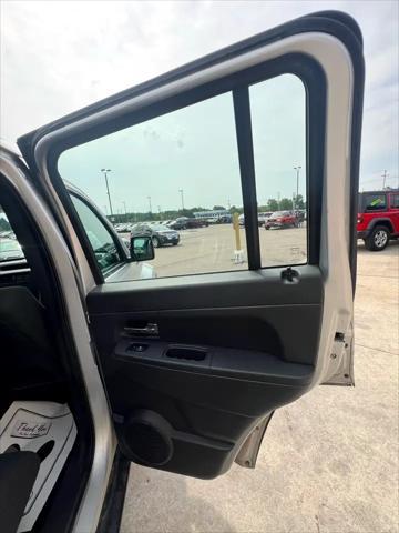 used 2010 Jeep Liberty car, priced at $3,995