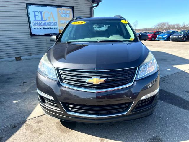 used 2016 Chevrolet Traverse car, priced at $6,995