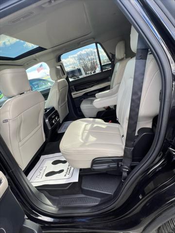 used 2019 Ford Expedition car, priced at $23,995