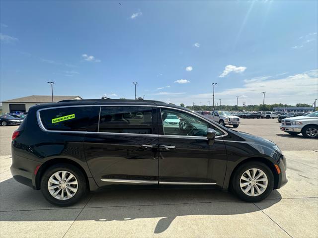 used 2017 Chrysler Pacifica car, priced at $10,995