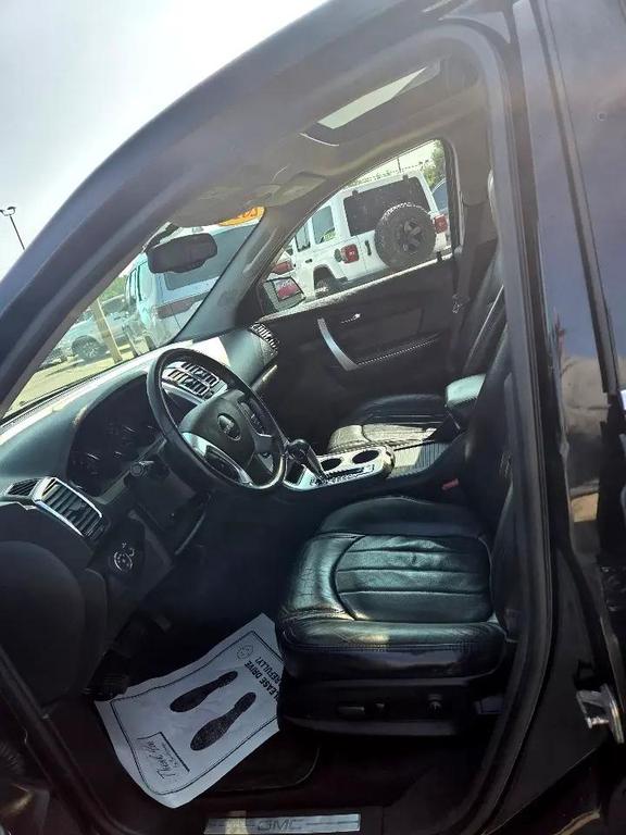 used 2010 GMC Acadia car, priced at $5,495