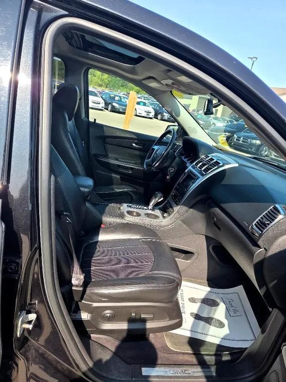 used 2010 GMC Acadia car, priced at $5,495