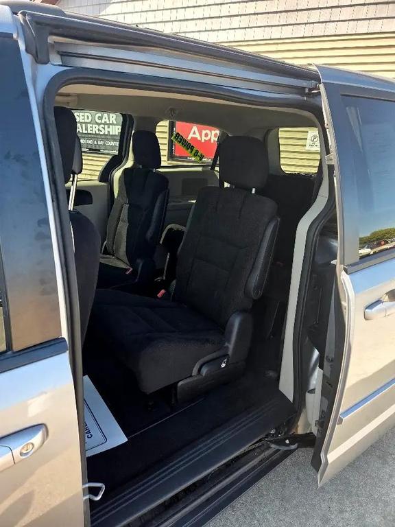 used 2015 Dodge Grand Caravan car, priced at $8,995