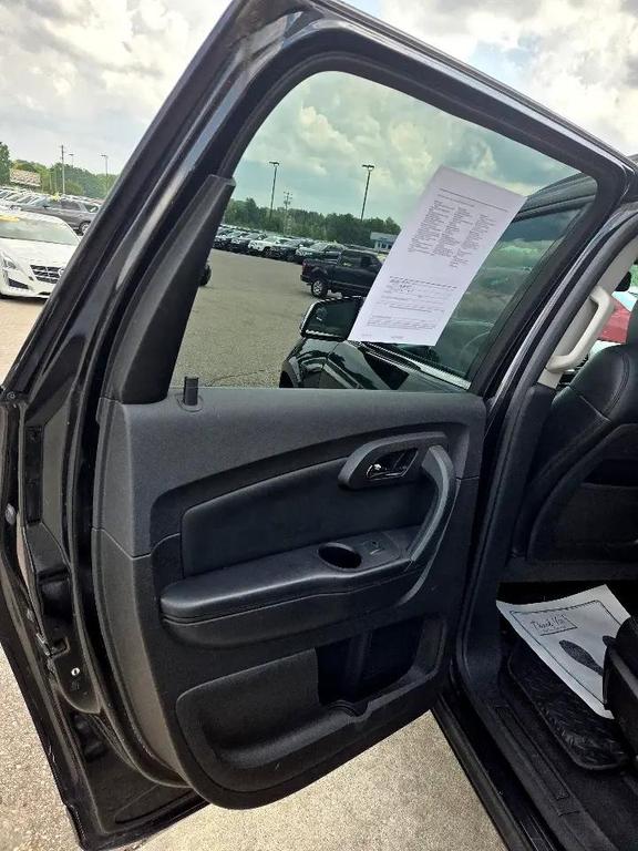 used 2012 Chevrolet Traverse car, priced at $3,995
