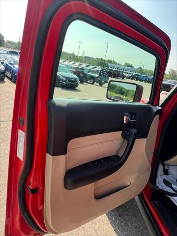 used 2006 Hummer H3 car, priced at $5,495