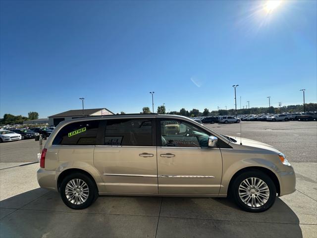 used 2015 Chrysler Town & Country car, priced at $6,495