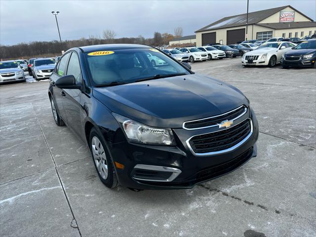 used 2016 Chevrolet Cruze Limited car, priced at $5,495