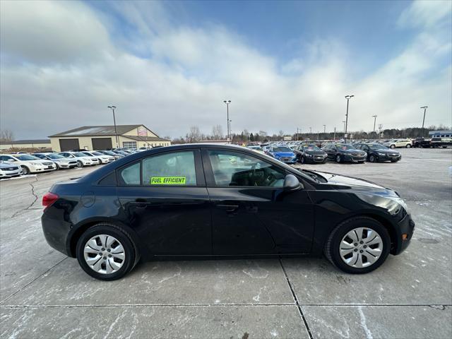 used 2016 Chevrolet Cruze Limited car, priced at $5,495