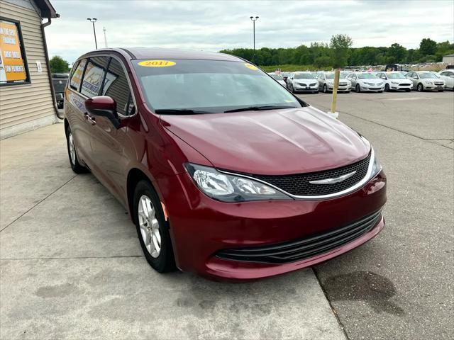 used 2017 Chrysler Pacifica car, priced at $9,995