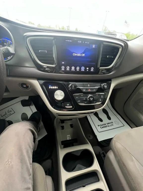 used 2017 Chrysler Pacifica car, priced at $8,995