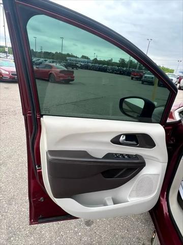 used 2017 Chrysler Pacifica car, priced at $9,995