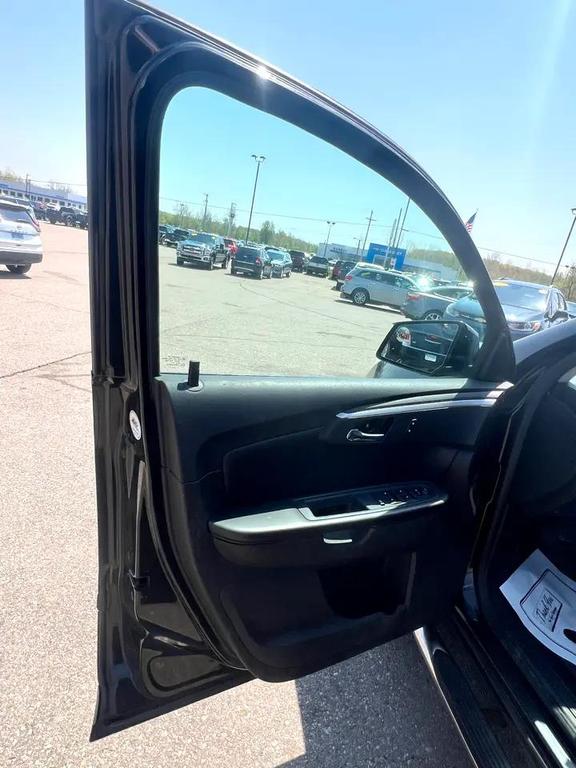 used 2013 Chevrolet Traverse car, priced at $3,995