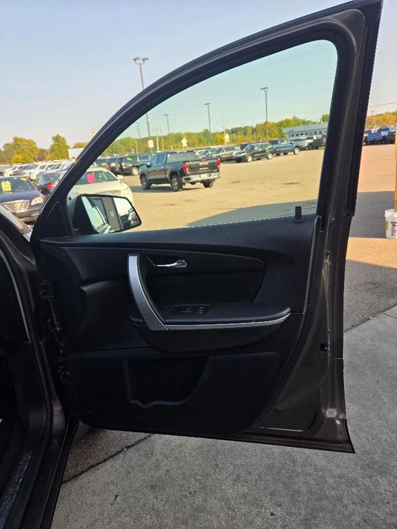 used 2009 GMC Acadia car, priced at $3,995