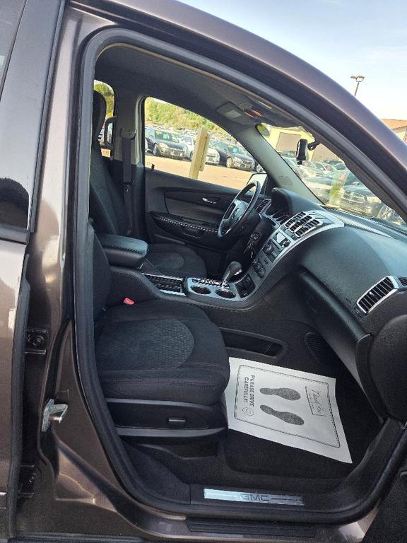 used 2009 GMC Acadia car, priced at $3,995