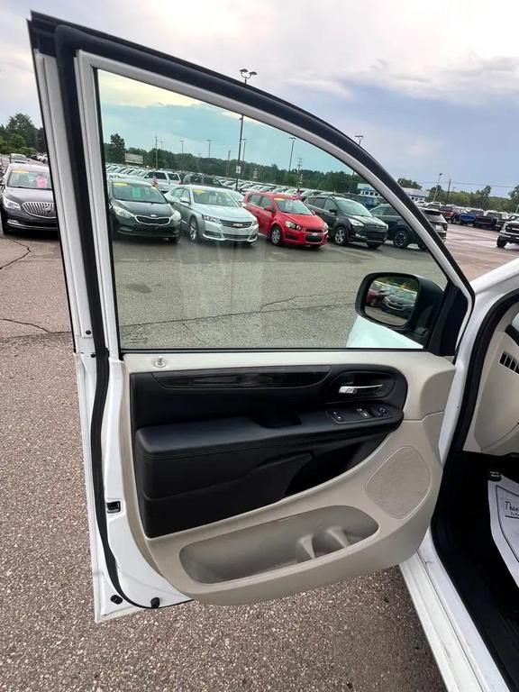 used 2017 Dodge Grand Caravan car, priced at $4,995