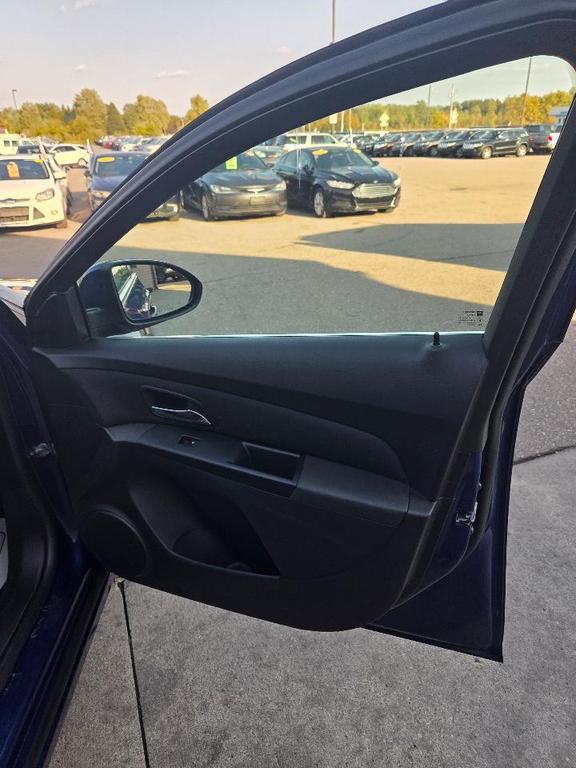 used 2013 Chevrolet Cruze car, priced at $3,995