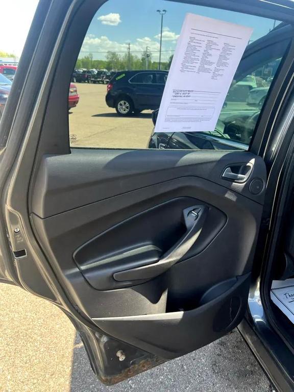used 2017 Ford Escape car, priced at $5,495