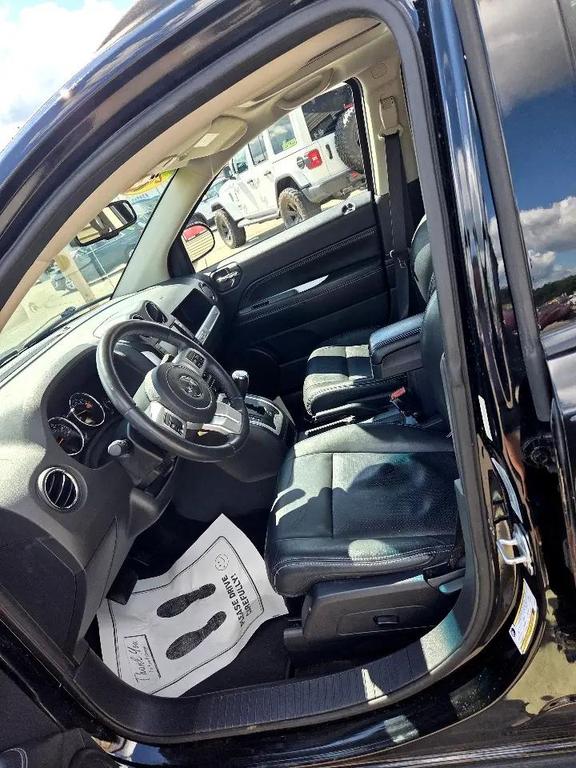 used 2016 Jeep Compass car, priced at $5,495