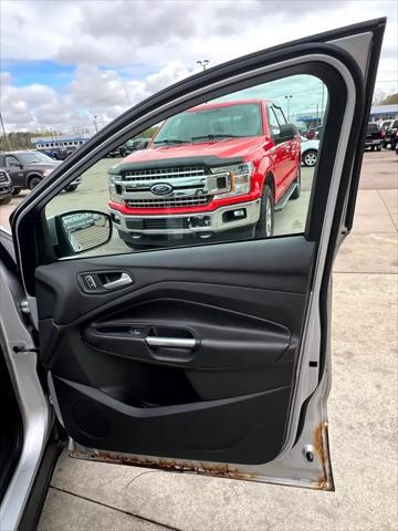 used 2015 Ford Escape car, priced at $5,495