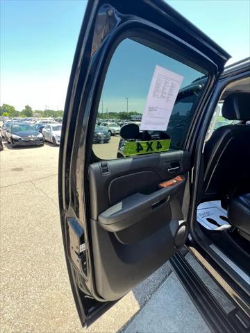 used 2007 Chevrolet Avalanche car, priced at $8,995