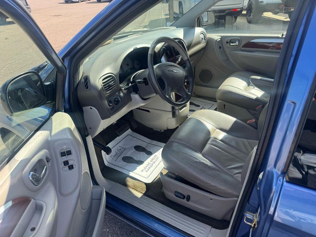 used 2007 Chrysler Town & Country car, priced at $2,795