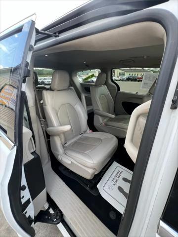 used 2021 Chrysler Pacifica Hybrid car, priced at $15,995