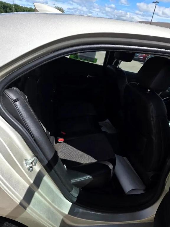 used 2015 Chevrolet Malibu car, priced at $5,495