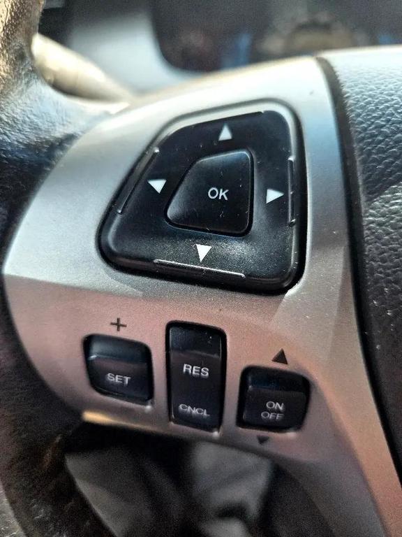 used 2013 Ford Taurus car, priced at $4,995