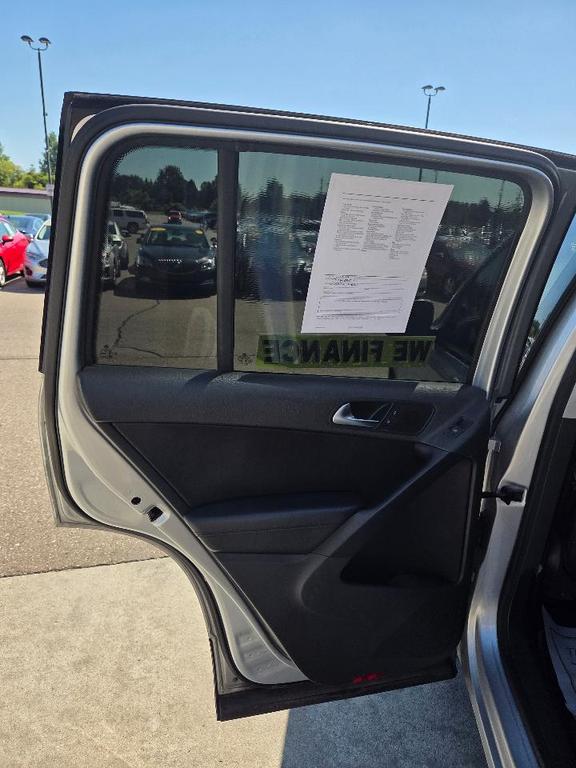 used 2017 Volkswagen Tiguan car