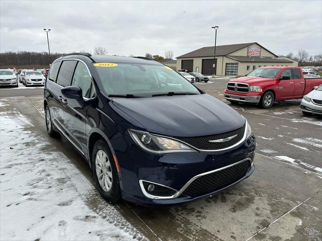 used 2017 Chrysler Pacifica car, priced at $9,995