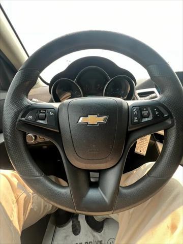 used 2016 Chevrolet Cruze Limited car, priced at $5,495
