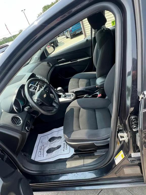 used 2016 Chevrolet Cruze Limited car, priced at $4,995