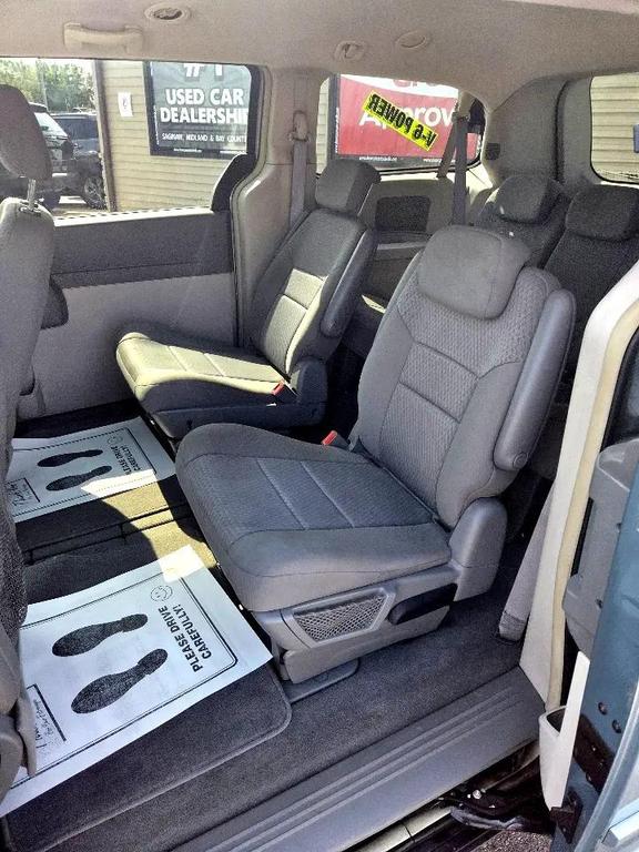 used 2009 Chrysler Town & Country car, priced at $2,995