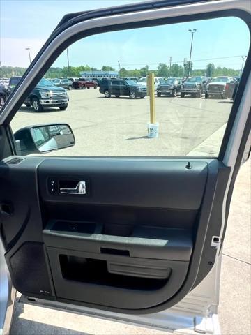 used 2013 Ford Flex car, priced at $5,995