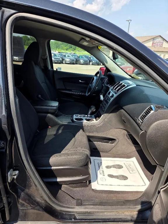 used 2011 GMC Acadia car, priced at $5,995