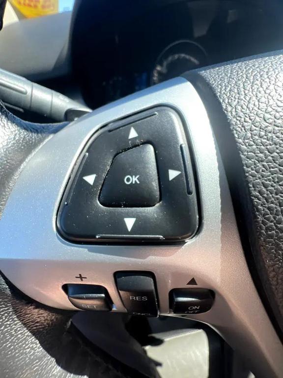 used 2013 Ford Edge car, priced at $4,995