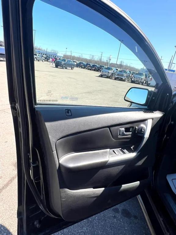 used 2013 Ford Edge car, priced at $4,995