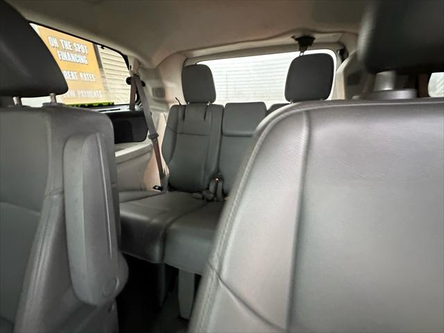 used 2014 Volkswagen Routan car, priced at $5,495