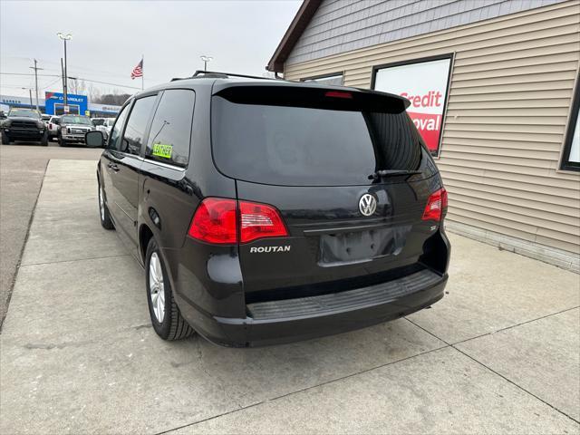 used 2014 Volkswagen Routan car, priced at $5,495